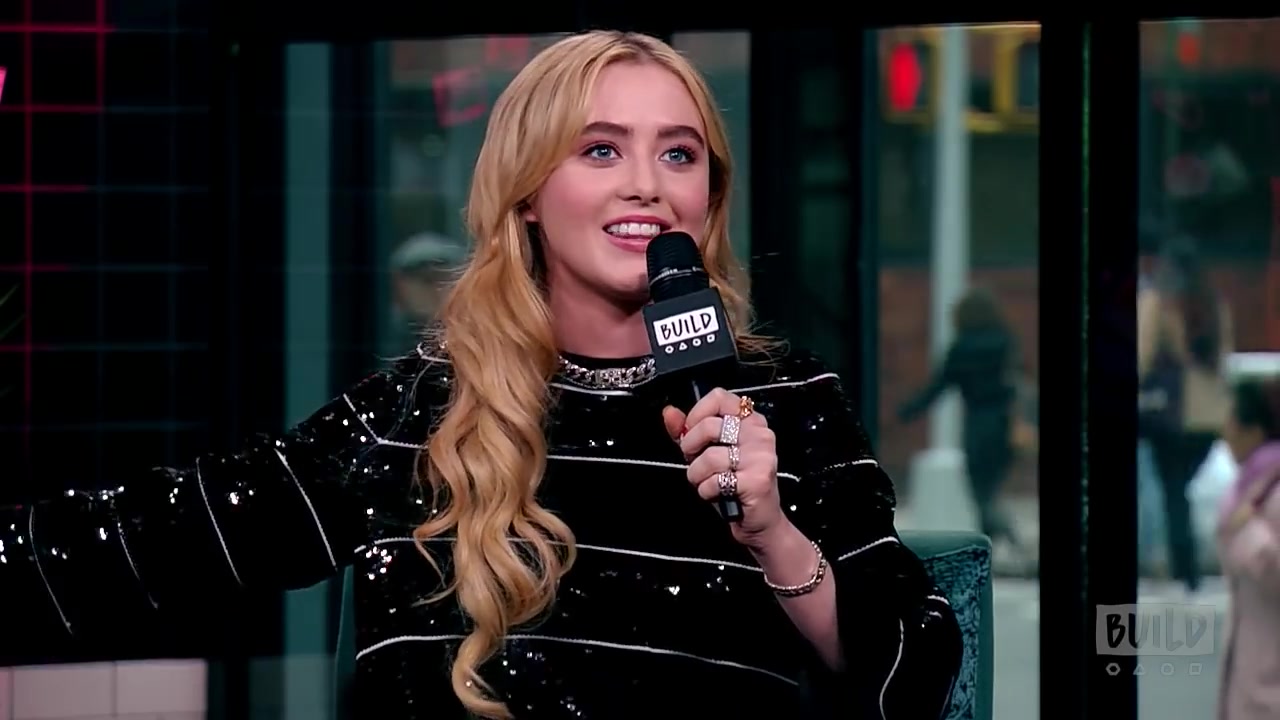 Kathryn_Newton_Chats_About_The_New_Netflix_Series2C_0460.jpg