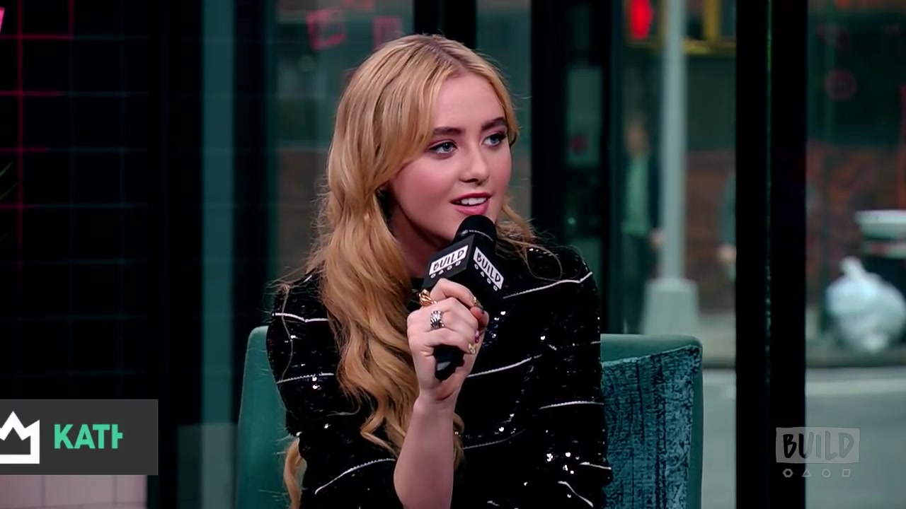 Kathryn_Newton_Chats_About_The_New_Netflix_Series2C_0815.jpg