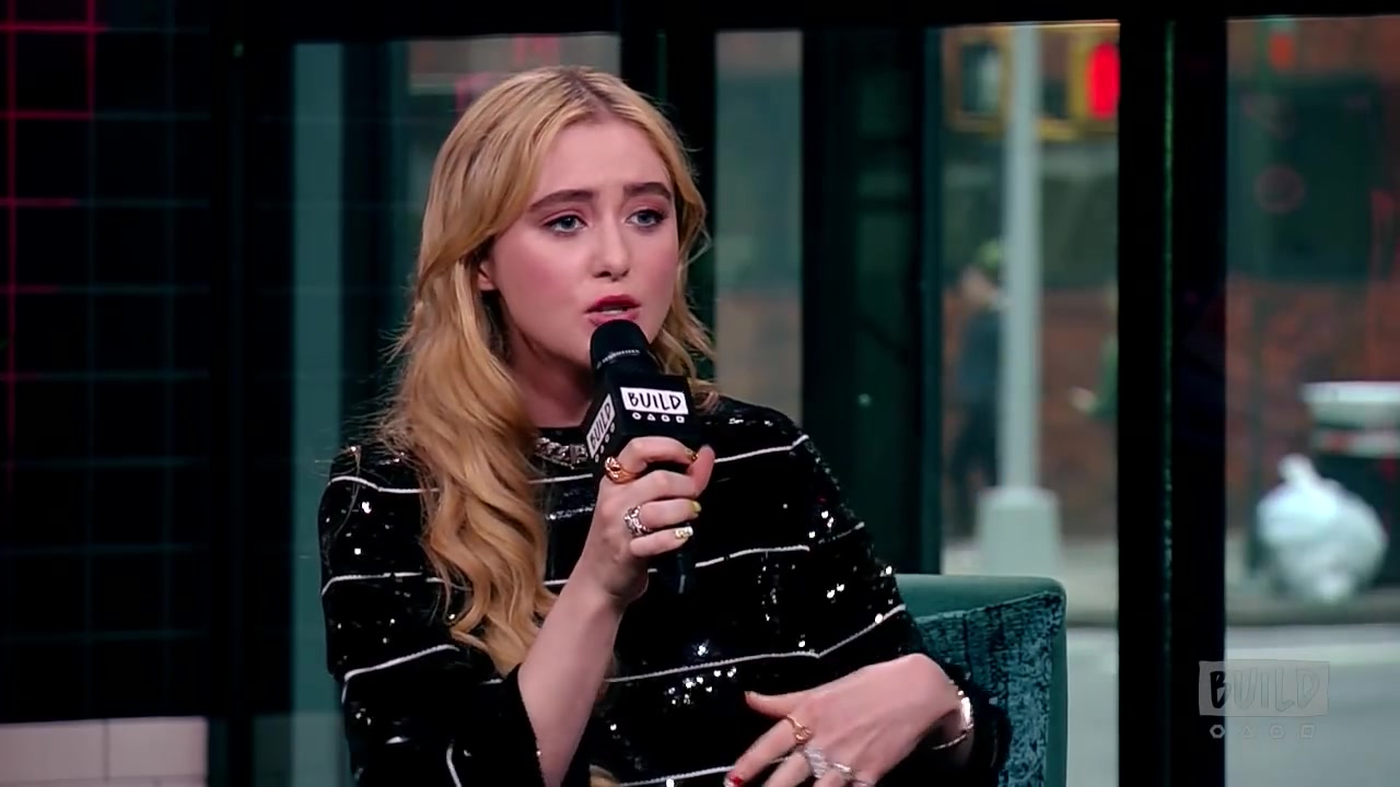 Kathryn_Newton_Chats_About_The_New_Netflix_Series2C_1120.jpg