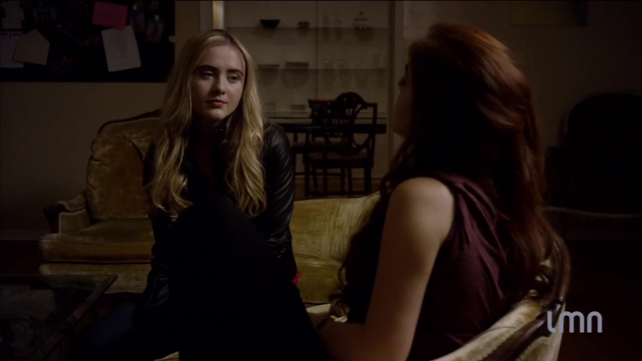 The_Maid_2016_720p_HDTV_X264_Solar_0266.jpg