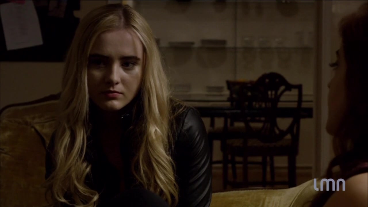 The_Maid_2016_720p_HDTV_X264_Solar_0282.jpg