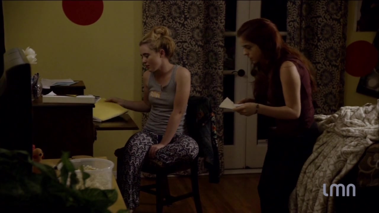 The_Maid_2016_720p_HDTV_X264_Solar_0334.jpg