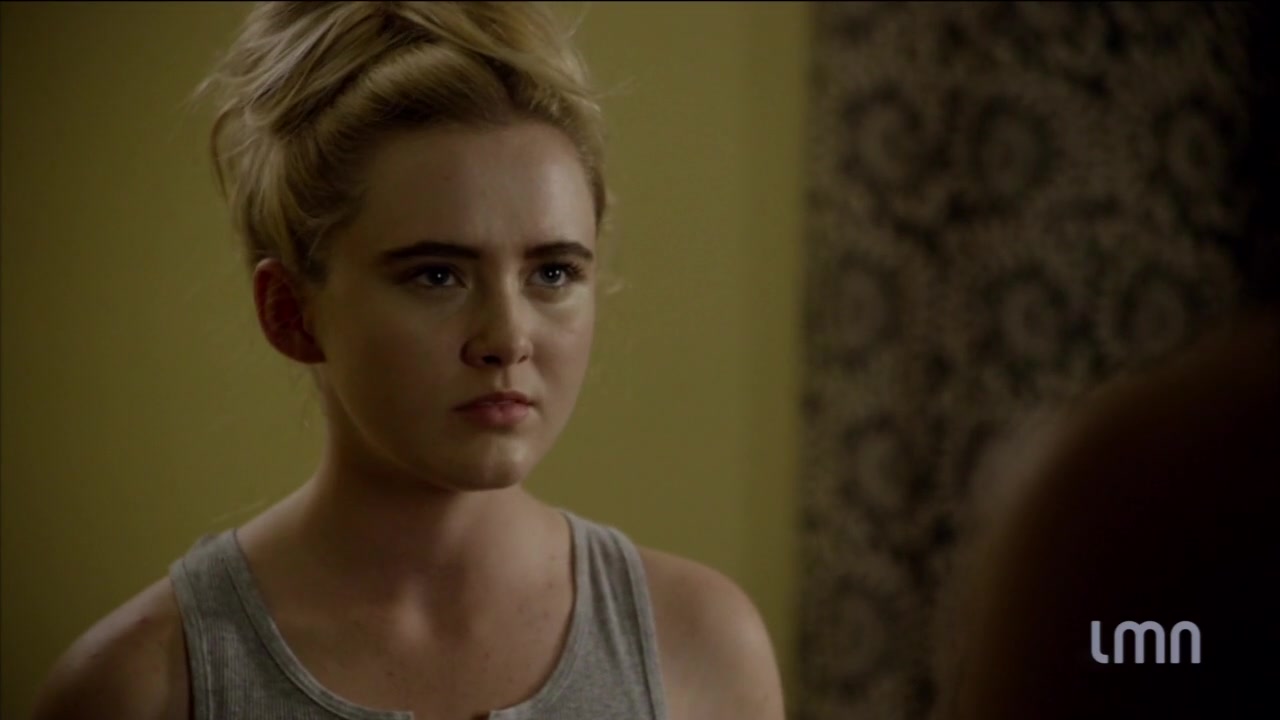 The_Maid_2016_720p_HDTV_X264_Solar_0434.jpg