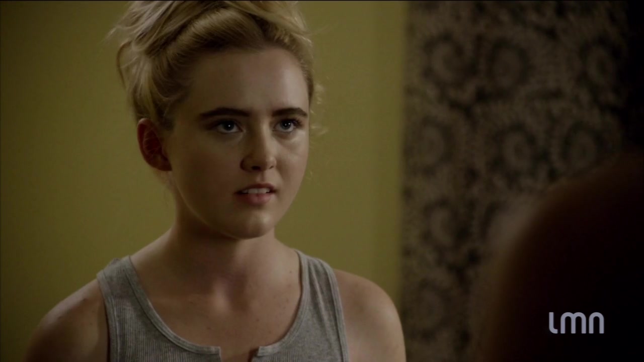 The_Maid_2016_720p_HDTV_X264_Solar_0438.jpg