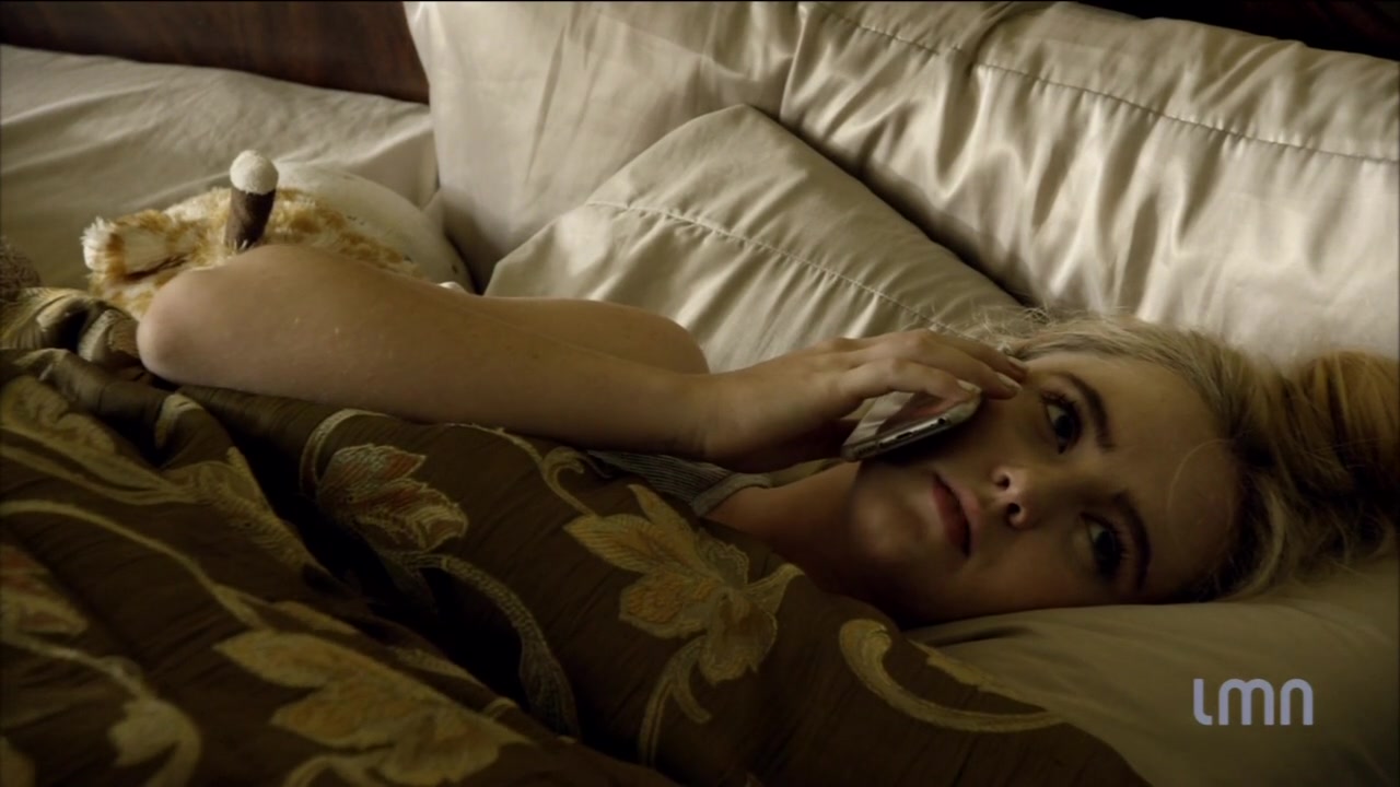 The_Maid_2016_720p_HDTV_X264_Solar_0502.jpg