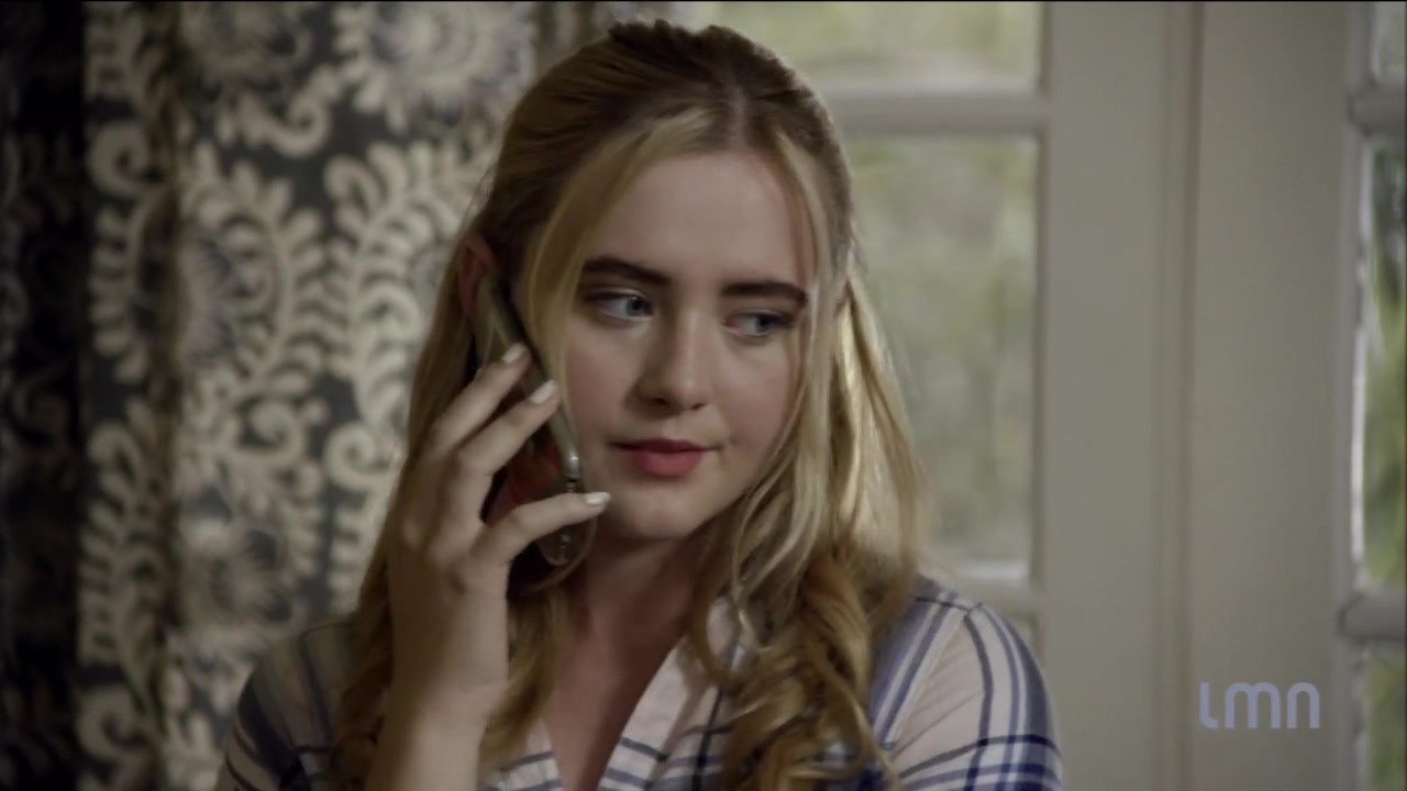 The_Maid_2016_720p_HDTV_X264_Solar_0741.jpg