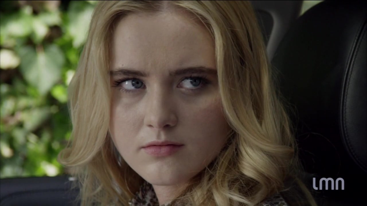 The_Maid_2016_720p_HDTV_X264_Solar_0918.jpg