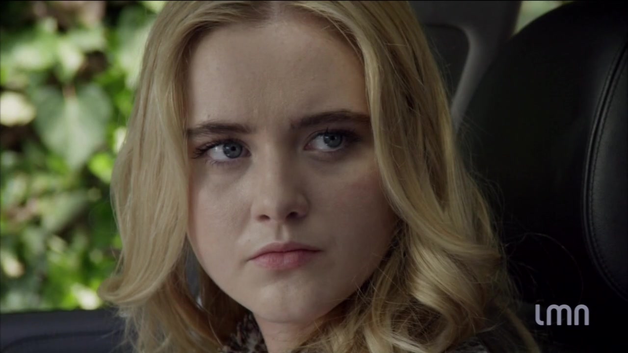 The_Maid_2016_720p_HDTV_X264_Solar_0934.jpg