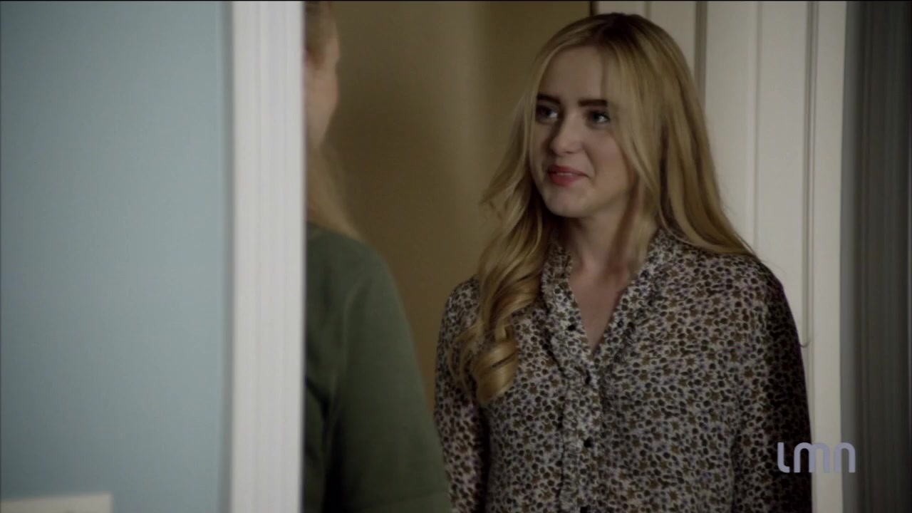 The_Maid_2016_720p_HDTV_X264_Solar_1067.jpg