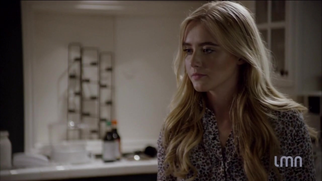 The_Maid_2016_720p_HDTV_X264_Solar_1103.jpg