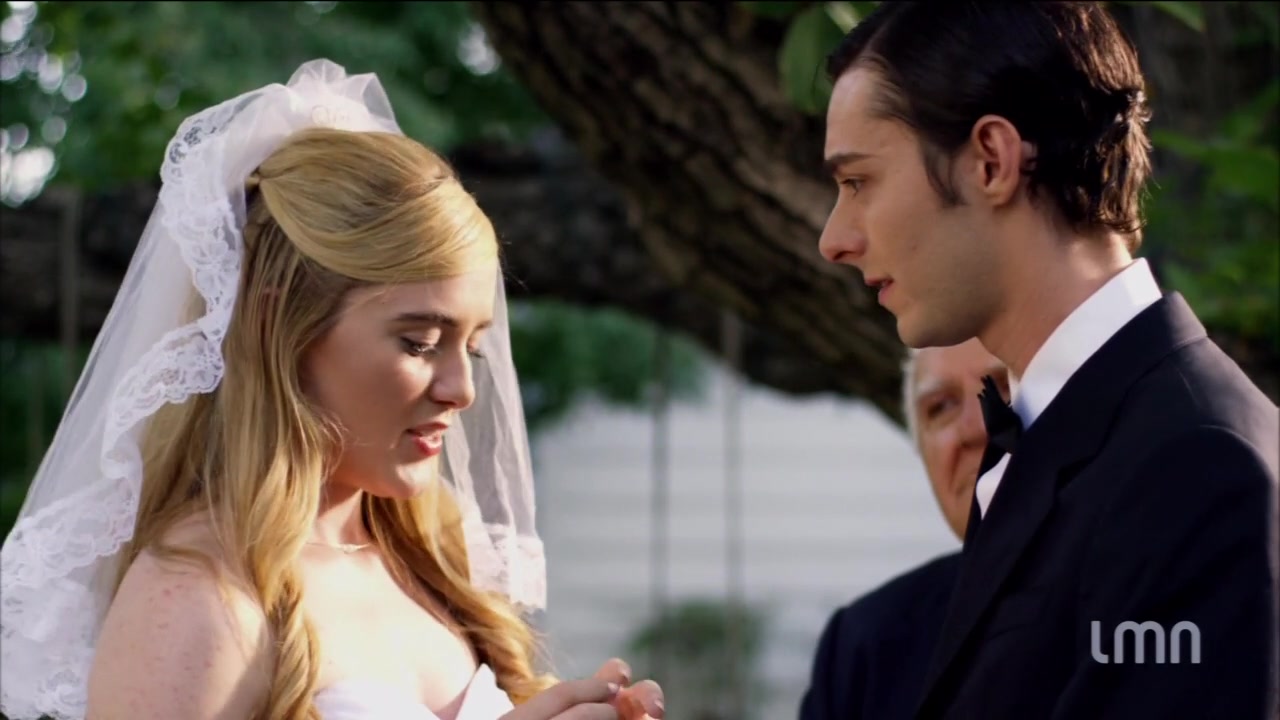 The_Maid_2016_720p_HDTV_X264_Solar_1486.jpg