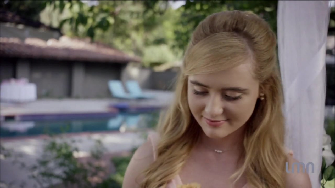 The_Maid_2016_720p_HDTV_X264_Solar_1530.jpg