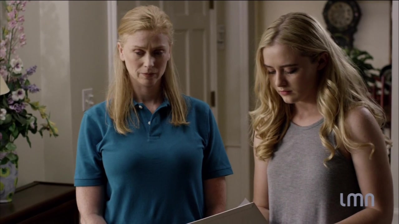 The_Maid_2016_720p_HDTV_X264_Solar_2083.jpg