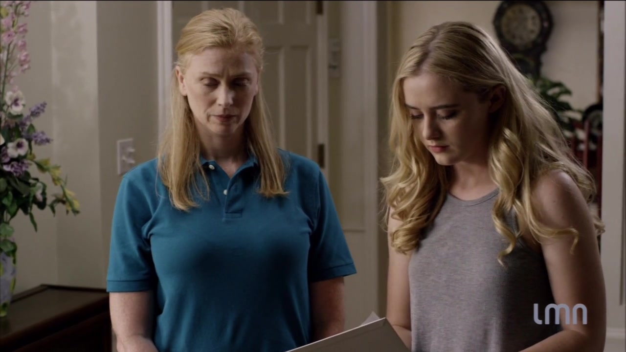 The_Maid_2016_720p_HDTV_X264_Solar_2084.jpg