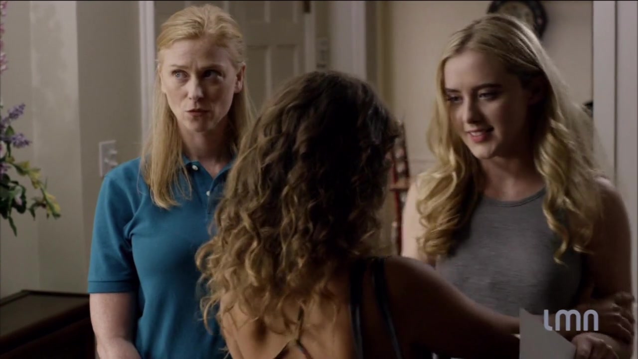 The_Maid_2016_720p_HDTV_X264_Solar_2093.jpg