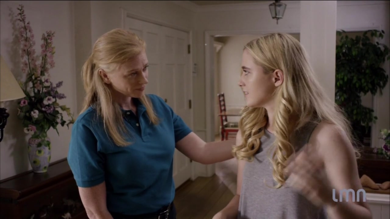 The_Maid_2016_720p_HDTV_X264_Solar_2123.jpg