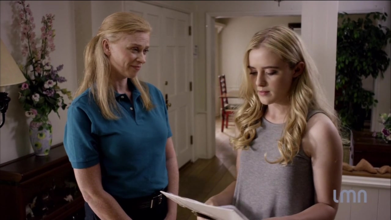 The_Maid_2016_720p_HDTV_X264_Solar_2149.jpg