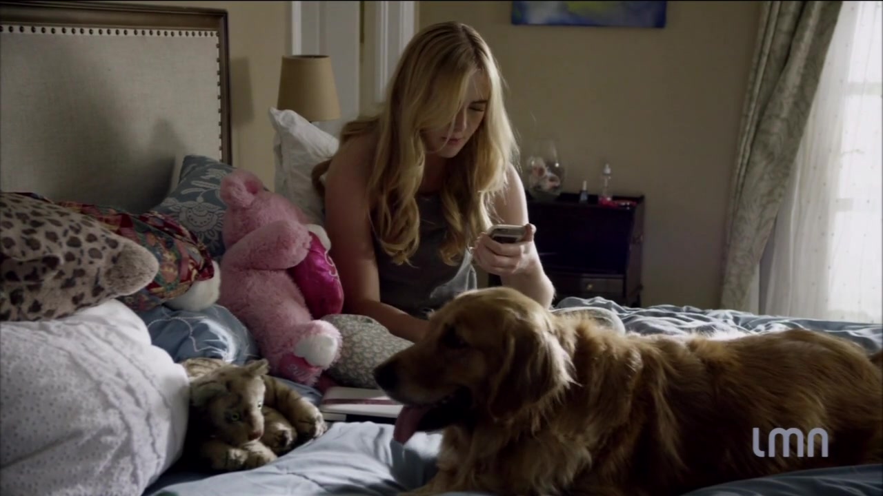 The_Maid_2016_720p_HDTV_X264_Solar_2220.jpg