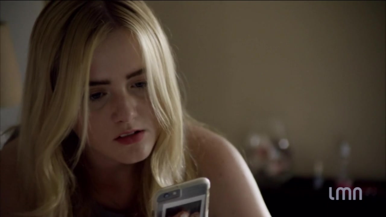 The_Maid_2016_720p_HDTV_X264_Solar_2234.jpg