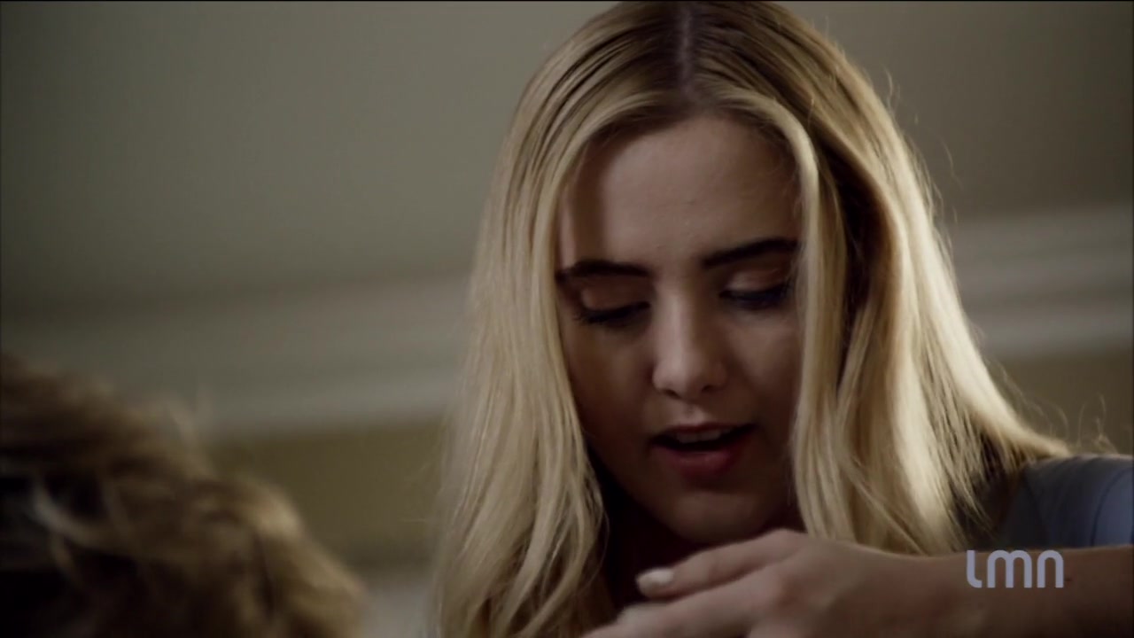 The_Maid_2016_720p_HDTV_X264_Solar_2353.jpg