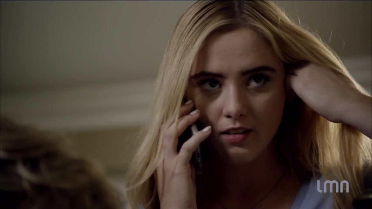 The_Maid_2016_720p_HDTV_X264_Solar_2365.jpg