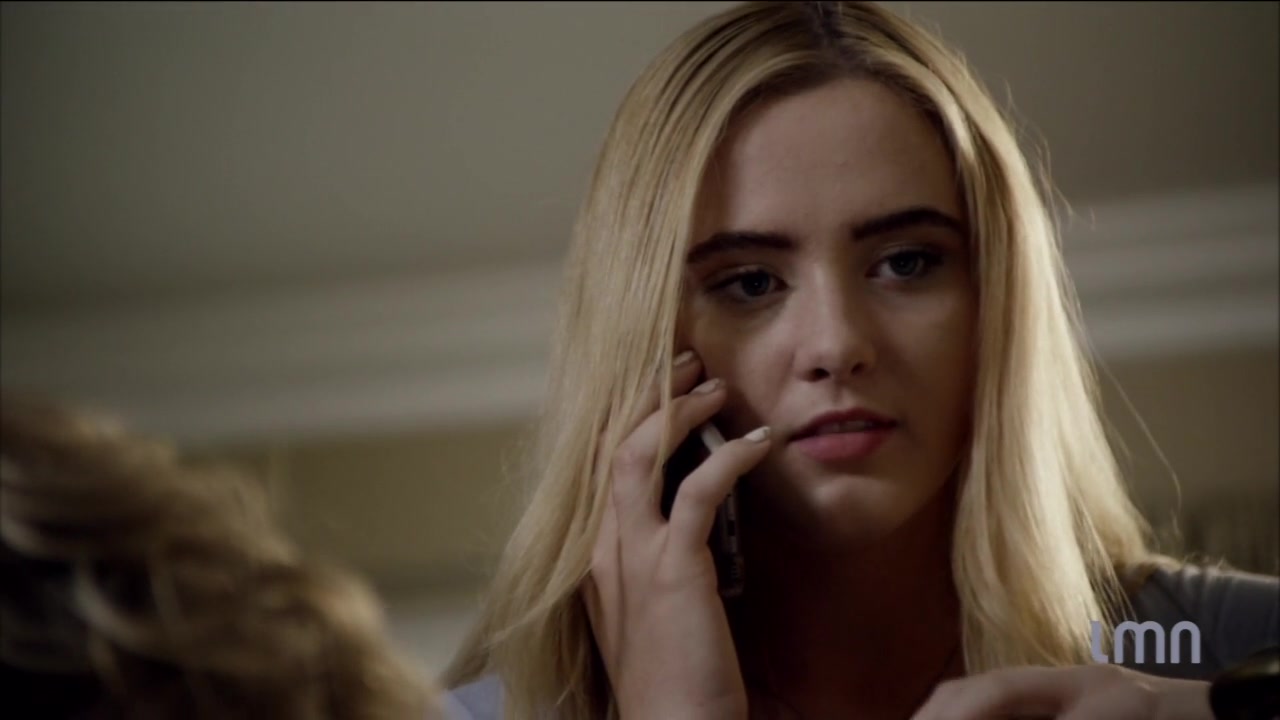 The_Maid_2016_720p_HDTV_X264_Solar_2376.jpg