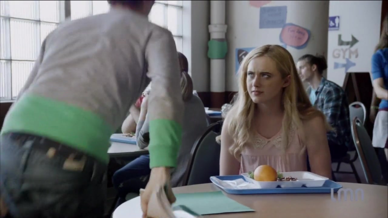 The_Maid_2016_720p_HDTV_X264_Solar_2687.jpg