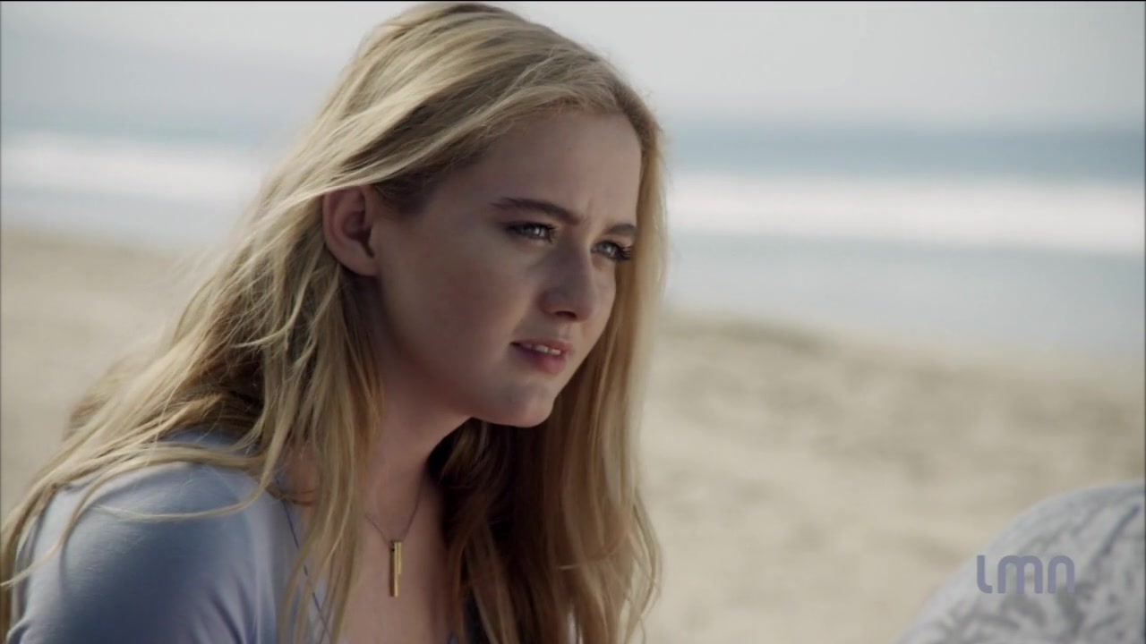 The_Maid_2016_720p_HDTV_X264_Solar_2704.jpg