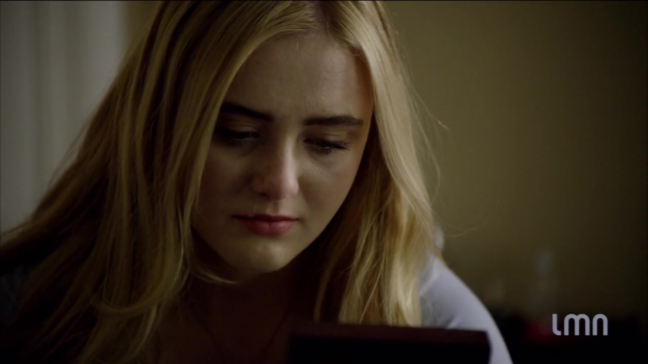 The_Maid_2016_720p_HDTV_X264_Solar_2827.jpg