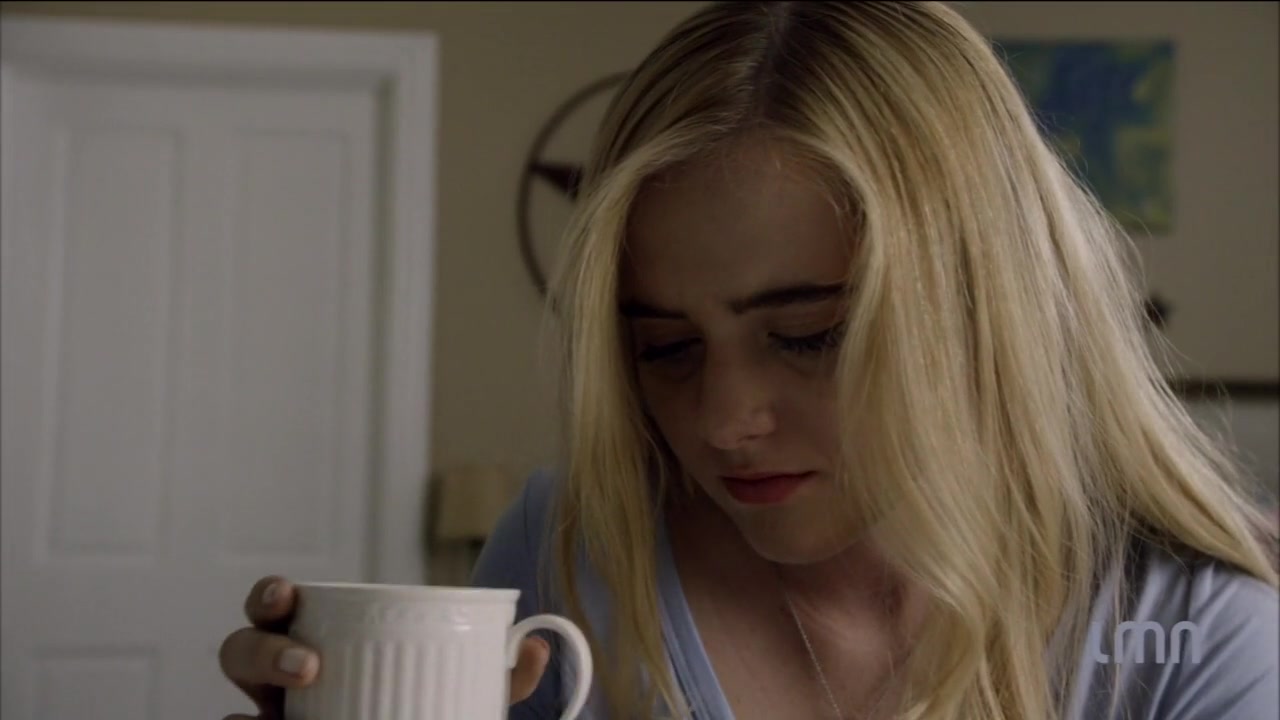 The_Maid_2016_720p_HDTV_X264_Solar_3236.jpg
