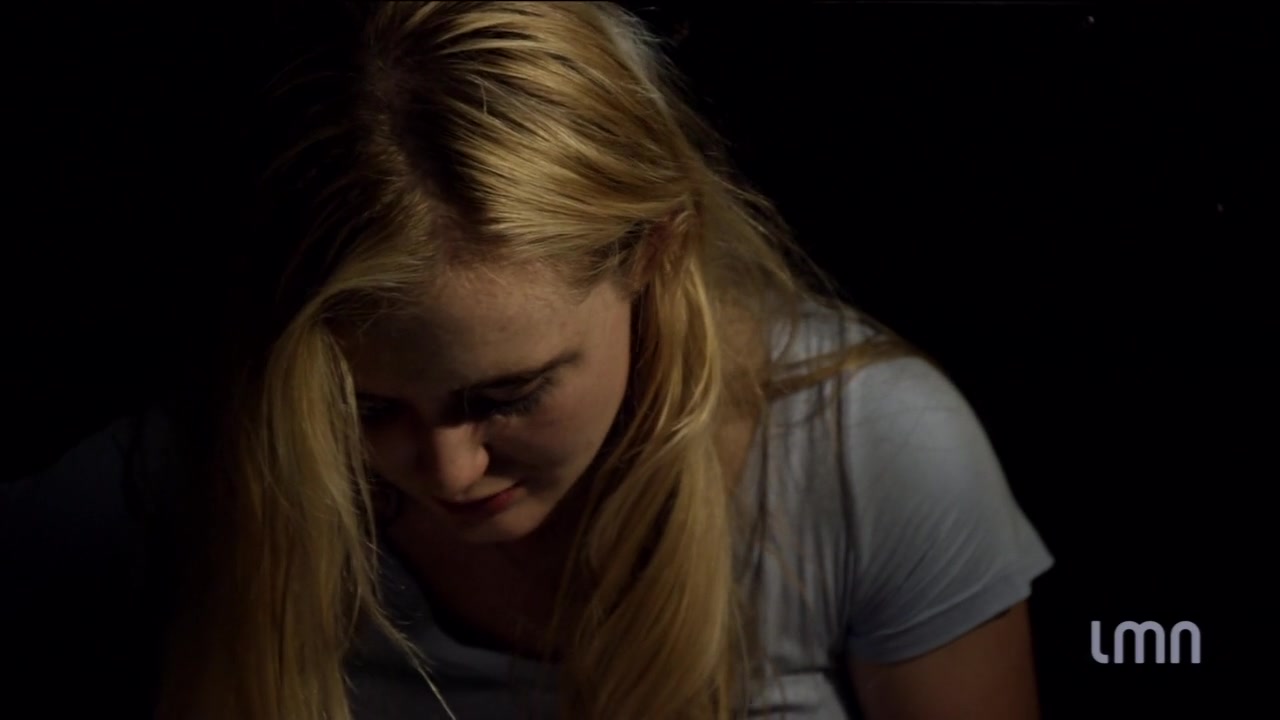 The_Maid_2016_720p_HDTV_X264_Solar_3659.jpg