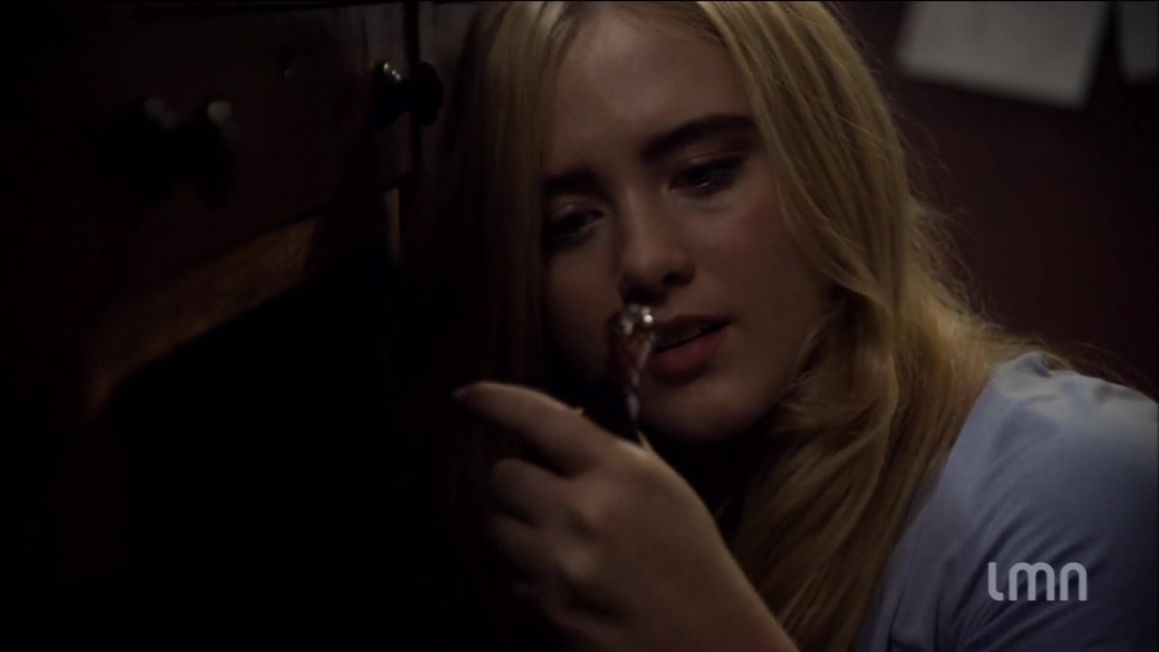The_Maid_2016_720p_HDTV_X264_Solar_3782.jpg