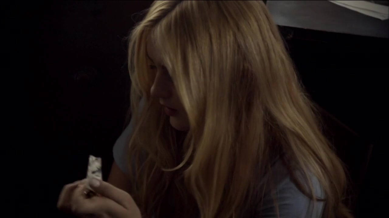 The_Maid_2016_720p_HDTV_X264_Solar_3849.jpg