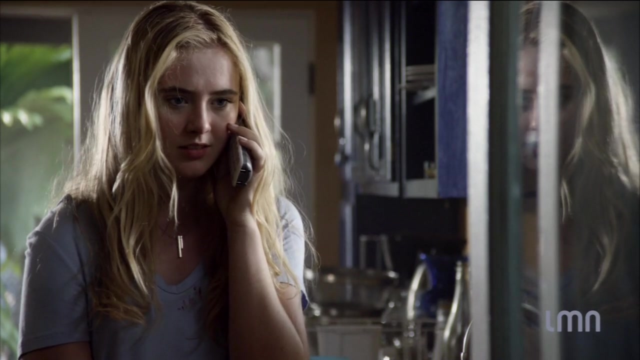 The_Maid_2016_720p_HDTV_X264_Solar_4703.jpg