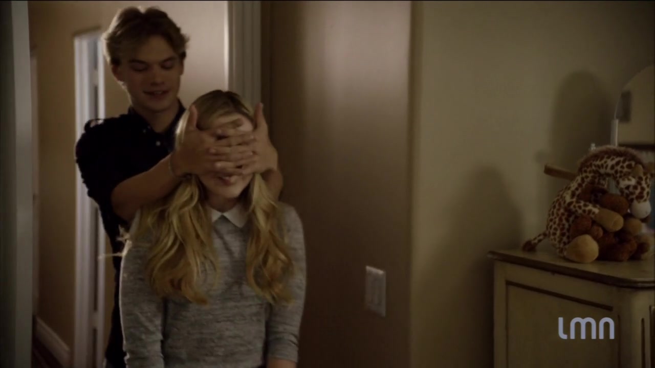 The_Maid_2016_720p_HDTV_X264_Solar_4764.jpg