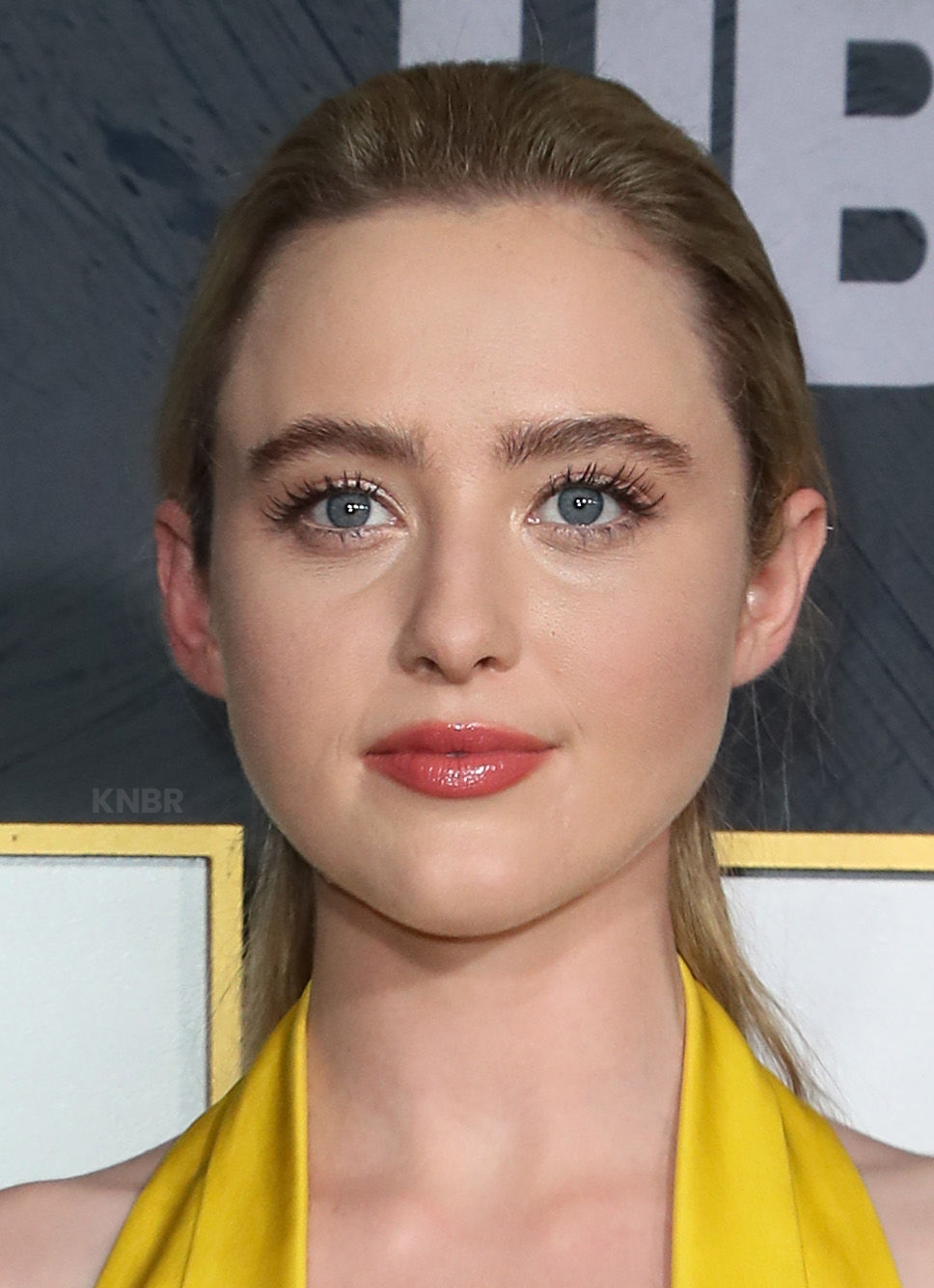 HQ
