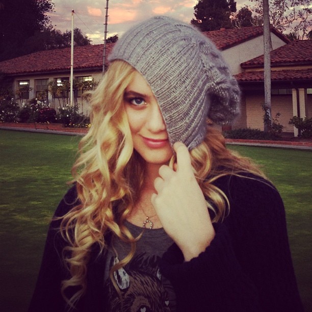 kathrynnewton_2013-11-14_03-13-10_1172116_236310636534525_1510147612_n.jpg