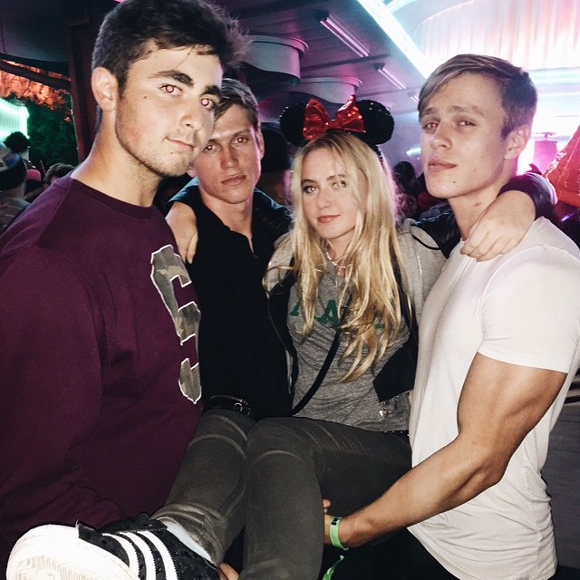 kathrynnewton_2015-05-18_02-32-32_11258039_112510665747431_754411889_n.jpg