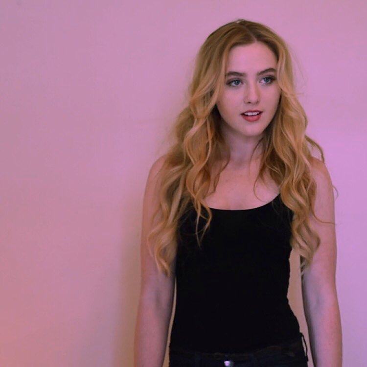 kathrynnewton_2016-04-01_19-47-55_12912836_185367378515741_1586215690_n.jpg