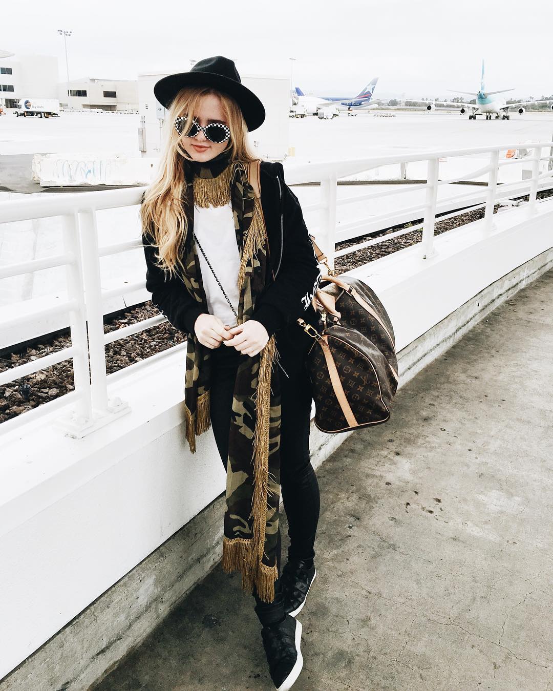 kathrynnewton_2016-05-05_19-31-07_13129758_1684530461811171_1699430995_n.jpg