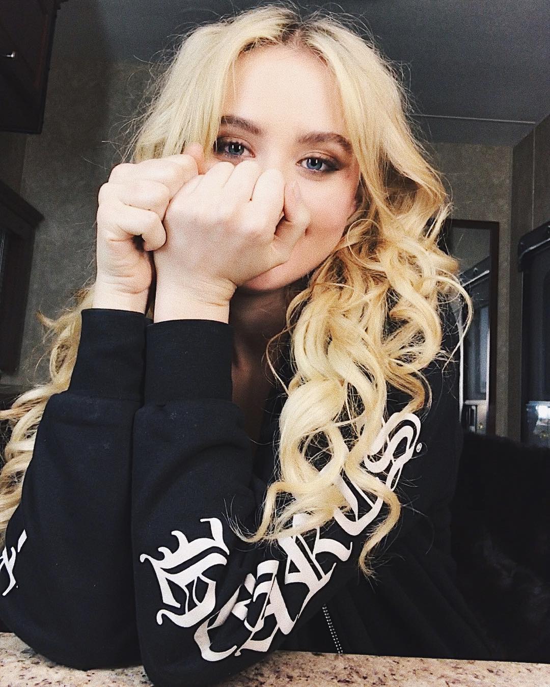kathrynnewton_2017-10-21_01-50-33_22582079_482801995412467_8842910072699879424_n.jpg