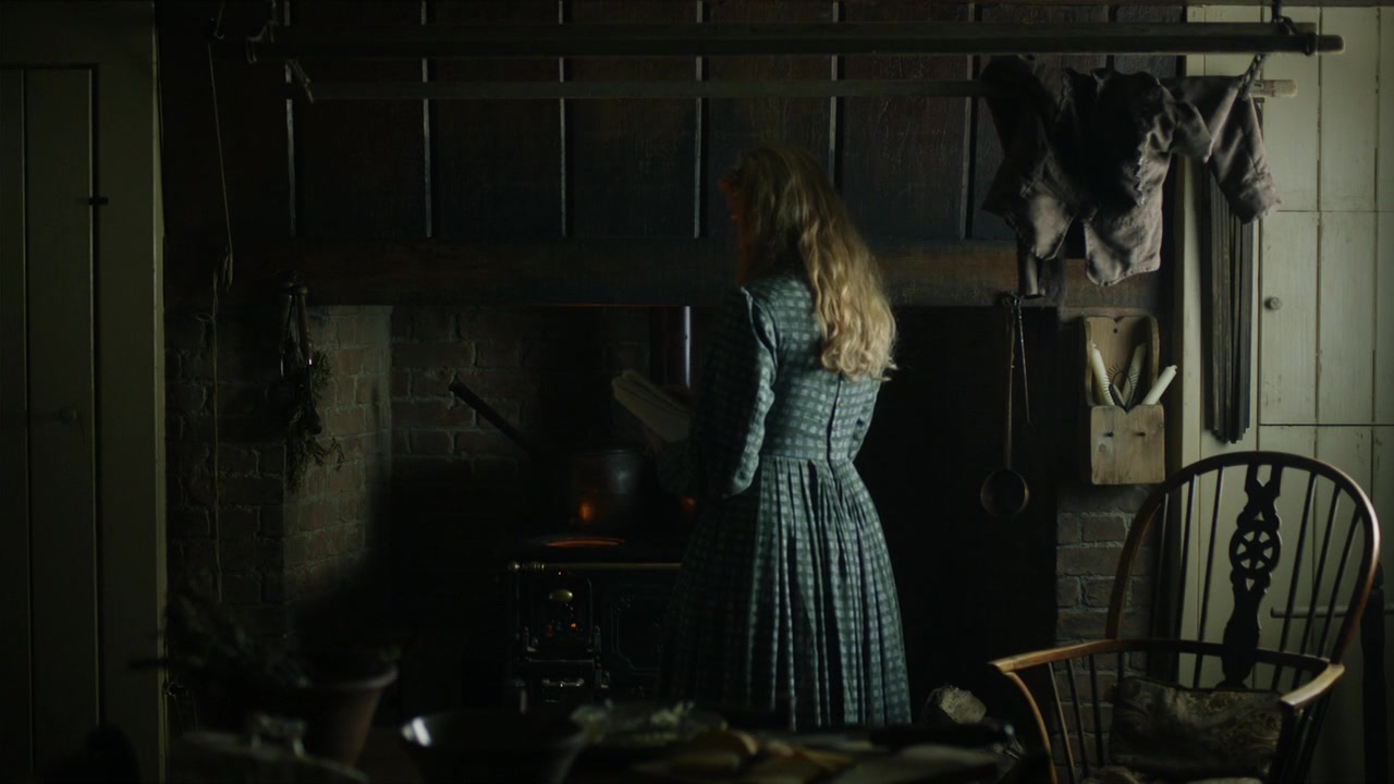 little_women_s01e01_720p_hdtv_x264-mtb_1904.jpg