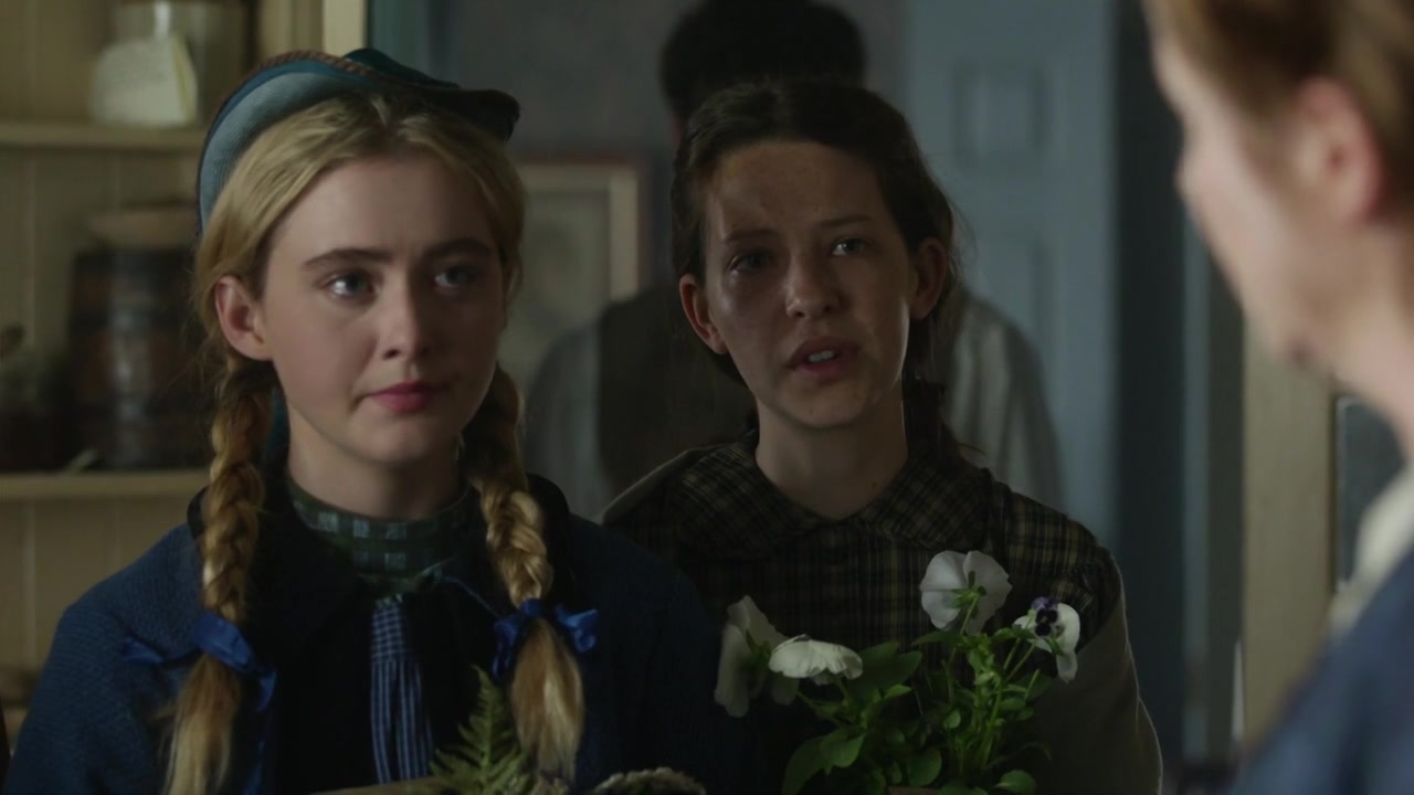 little_women_s01e01_720p_hdtv_x264-mtb_3149.jpg