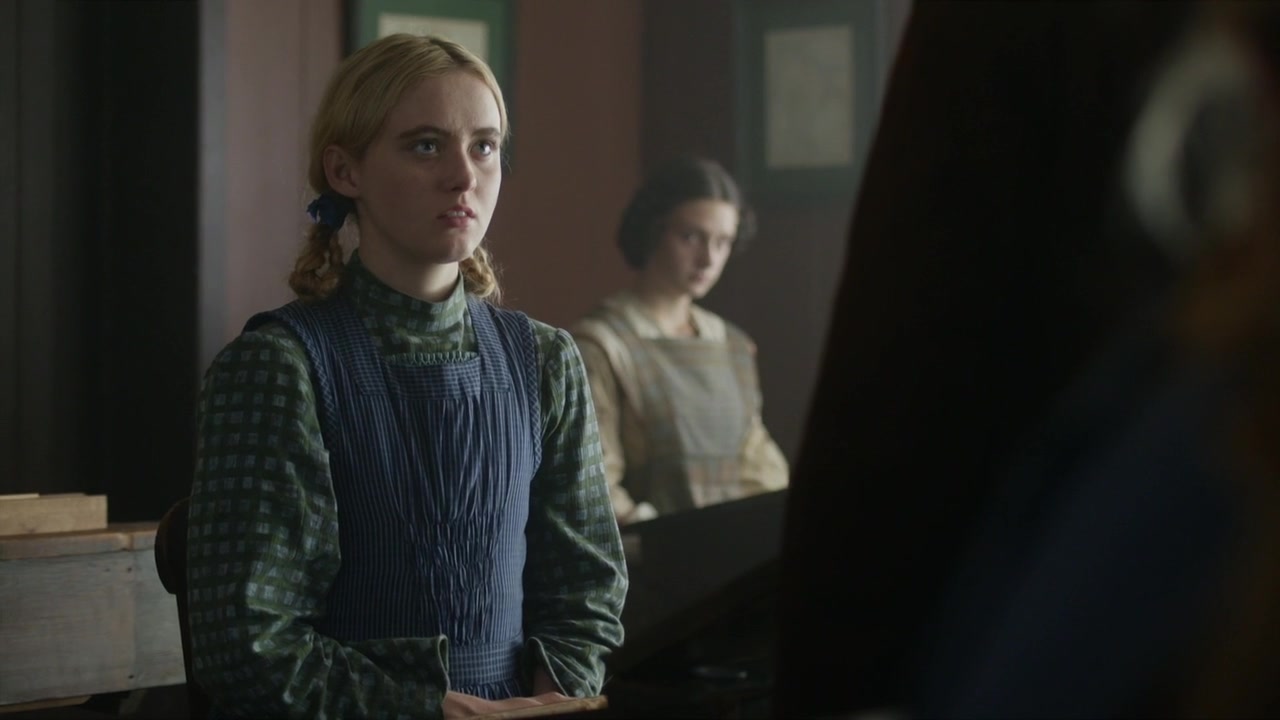 little_women_s01e02_720p_hdtv_x264-mtb_0511.jpg