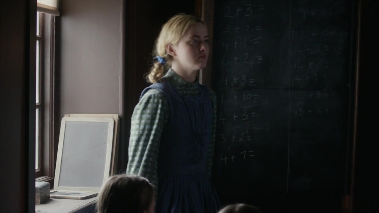 little_women_s01e02_720p_hdtv_x264-mtb_0556.jpg