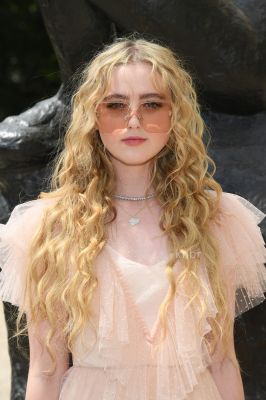 HQ

