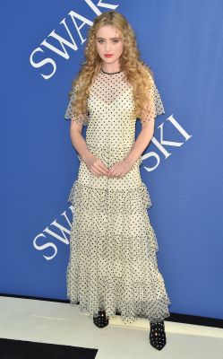 HQ
