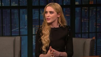 Kathryn_Newton_Had_a_Star_Studded_Dinner_with_Meryl_Streep_and_Reese_Witherspoon5B15D_013.jpg
