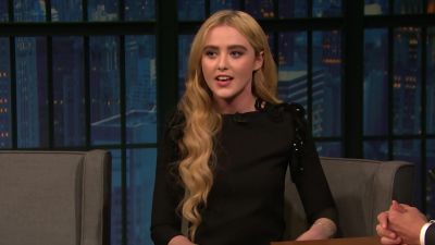 Kathryn_Newton_Had_a_Star_Studded_Dinner_with_Meryl_Streep_and_Reese_Witherspoon5B15D_076.jpg