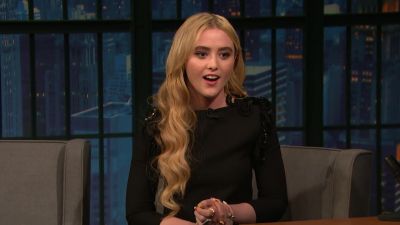 Kathryn_Newton_Had_a_Star_Studded_Dinner_with_Meryl_Streep_and_Reese_Witherspoon5B15D_129.jpg